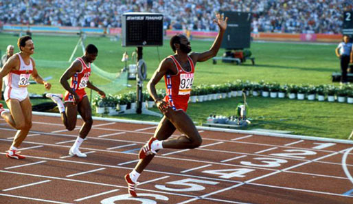 Edwin Moses bei seinem Olympiasieg 1984 in Los Angeles