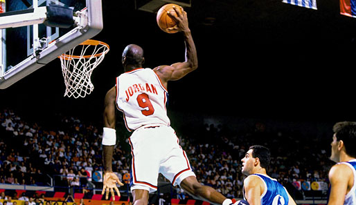 Michael Jordan machte knapp 15 Punkte pro Spiel. Charles Barkley war mit fast 18 Punkten noch besser