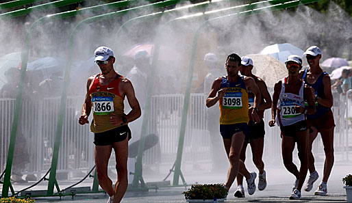 Sie eröffneten den achten Tag der Olympischen Spiele in Peking: Die Geher um Andre Höhne (links im Bild)