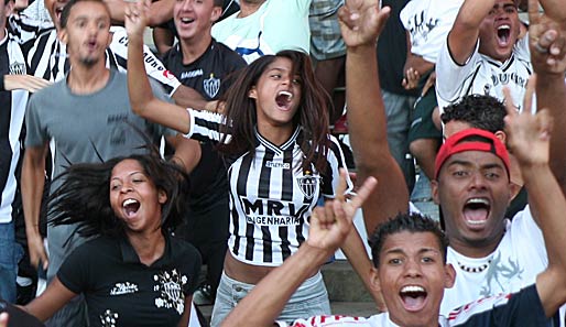 In Brasilien feiern die Fans bisweilen schon vor dem Spiel ausgelassen