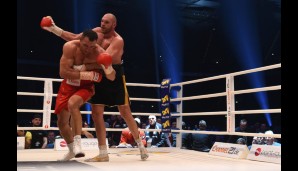 29. November 2015, Düsseldorf: Der Brite Tyson Fury bezwingt Wladimir Klitschko nach Punkten. Für Klitschko ist es die erste Niederlage seit elf Jahren