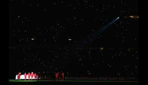 Und wie immer im letzten Heimspiel der Hinrunde bedankten sich die Bayern weihnachtlich bei den Fans