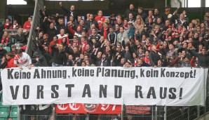 Am letzten Spieltag besiegelte Wolfsburg dann mit einem 3:1 den ersten Abstieg des VfB nach 41 Jahren. Die Fans benennen Gründe und die Verantwortlichen...