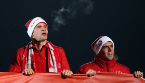 Die Bayern zogen unaufhaltsam davon. Thomas Müller und Philipp Lahm feiern die fünfte Herbstmeisterschaft in Folge