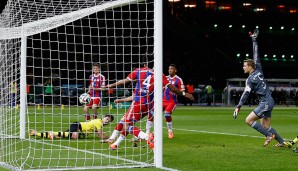 2014, Bayern - BVB: Hummels' reguläres Tor wird aberkannt, Bayern schlägt in der Verlängerung durch Robben und Müller zu und holt den Pott