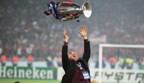 Auch die Erfolge blieben beim AC Milan natürlich nicht aus. Den ersten Triumph in der Champions League durfte Ancelotti 2003 feiern