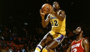 Magic Johnson (Los Angeles Lakers 1979-1991, 1996): 13 Saisons. Erfolge: 5x NBA-Champion (1980, 1982, 1985, 1987, 1988), 3x Finals-MVP (1980, 1982, 1987), 3x MVP (1987, 1989, 1990), 12x All-Star (1980, 1982-1992)