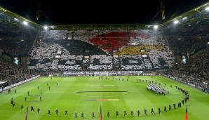 Beim Abschiedsspiel von Lukas Podolski hat sich das Stadion in Dortmund im März dem Anlass entsprechend in Schale geworfen. Hübsch!