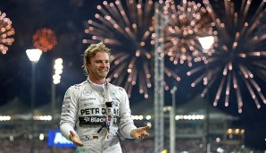 Nico Rosberg (Mercedes AMG F1 Team): 15,72 Mio EUR + 4 EUR - Fast 10 Mio EUR weniger als Kollege Hamilton verdient 'Britney', aber mit Werbepartner Mercedes rollt der Rubel trotzdem