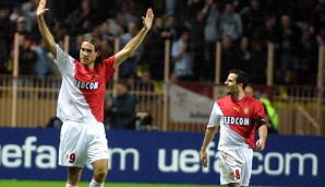 Bei 11 Buden stand die Bestmarke zuvor. 8:3 gewann AS Monaco gegen Deportivo La Coruna am 5. November 2003. Dado Prso (l.) und Ludovic Giuly ließen sich feiern