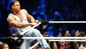 Tim Wiese wird in München zum ersten Mal aktiv für die WWE in den Ring steigen. Bevor der Eraser von der Weser jedoch selbst ran darf, gibt es einen Blick auf das eine oder andere Debüt, das einen richtigen Impact in der Welt des Wrestlings hatte