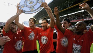 Von Bayer ging's zu den Bayern und dort gab's gleich im ersten Jahr, also 2003, das Double aus Meisterschaft und Pokal