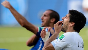 Bei der WM 2014 in Brasilien folgt der größte Skandal seiner Karriere. Im Spiel gegen Italien beißt Suarez erneut zu, diesmal gegen Giorgio Chiellini...
