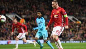 Führend ist Rooney bei United schon bei den Toren in europäischen Wettbewerben: Durch seinen Treffer gegen Feyenoord am 24. November 2016 überholte er mit 39 Buden Ruud van Nistelrooy (38) - mehr als doppelt so viele wie CR7 (16) und David Beckham (15)