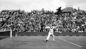Gottfried von Cramm war in den 1930er Jahren auch im Davis Cup legendär (58 Siege in 68 Einzeln). Für einen Titel reichte es nicht, auch nicht im Verbund mit dem hervorragenden Henner Henkel (33-13)