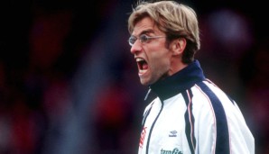 Dann ging es ganz schnell. Mainz befand sich im Jahr 2001 in Abstiegsnöten und Jürgen Klopp wechselte aus dem Nichts auf die Trainerbank. Die Klopp'sche Mimik gab es natürlich obendrauf!