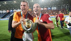 Zusammen mit Wesley Sneijder durfte Poldi in Istanbul den türkischen Pokalsieg und zweimal den Erfolg im türkischen Superpokal bejubeln