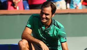 Federer kann sich ein Schmunzeln nicht verkneifen - was Stan the Man nicht verborgen bleibt