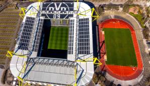 Der Signal Iduna Park in Dortmund ist mit einem Fassungsvermögen von 80.720 das größte Fußball-Stadion Deutschlands.