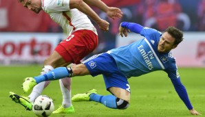 MITTELFELD - Nicolai Müller (Hamburger SV): Seine beiden Eckbälle brachten bereits im ersten Durchgang die Vorentscheidung, krönte einen starken Tag schließlich mit dem Vorlagen-Hattrick auf Hunt