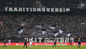 BORUSSIA MÖNCHENGLADBACH - RB LEIPZIG: Die Gladbacher Fans machten keinen Hehl daraus, was sie von ihrem heutigen Gegner halten