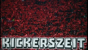 Die Offenbacher Fans ließen sich die Stimmung von den Gladbacher Partycrashern nicht vermiesen