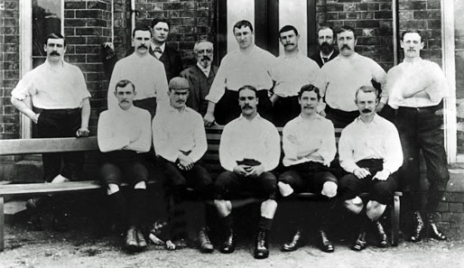 Das Team von Preston North End wurde 1889 und 1890 zum Start des organisierten Ligafußballs englischer Meister