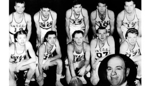 1 Titel - Sacramento Kings: 1951 gastierte die Franchise noch in Rochester. Die Royals schlugen in den Finals die Knicks in sieben. Der lächelnde Head Coach ist übrigens Lester Harrison