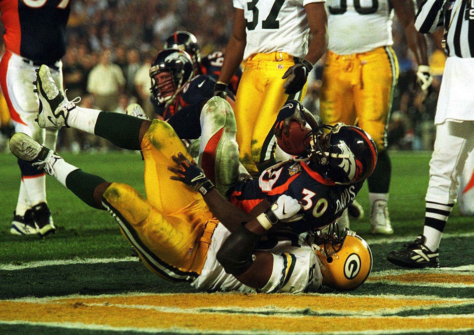 Super Bowl XXXII: Die Green Bay Packers wollten ihren Titel verteidigen, aber die Denver Broncos hatten das Gegenmittel: Terrell Davis. Der Running Back war nicht zu stoppen