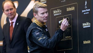 Mika Häkkinen hat Michael Schuhmacher in denHimmel gelobt und wünscht ihm gute Besserung