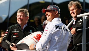 Schumacher und Haug feiern gemeinsam das 300. Formel-1-Rennen des Fahrers