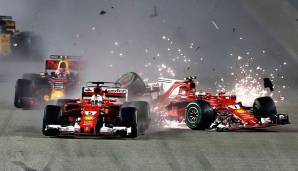 ... denn nur zwei Wochen später gibt's das Fiasko! Vettel, Räikkönen und Verstappen crashen am Start zum Singapur-GP - statt des sichergelaubten Sieges gibt es den Beginn einer Pleitenserie für Vettel