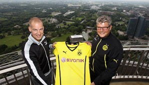 Carsten Cramer und Stadionsprecher Norbert Dickel über den Dächern von Dortmund