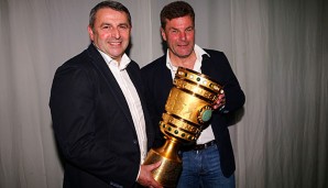 Dieter Hecking und Klaus Allofs durften sich letzte Saison über den DFB-Pokal freuen