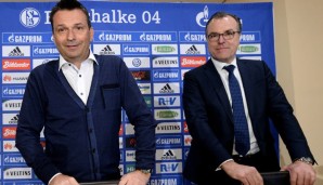 Christian Heidel bei seiner Vorstellung auf Schalke mit Aufsichtsratsboss Clemens Tönnies