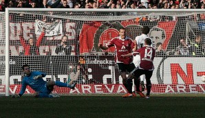 05.03.11: Christian Eigler (1. FC Nürnberg) gegen FC St. Pauli