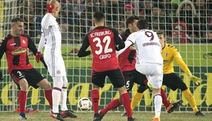 Im Hinspiel erzielte Robert Lewandowski in der Nachspielzeit den Siegtreffer für den FC Bayern