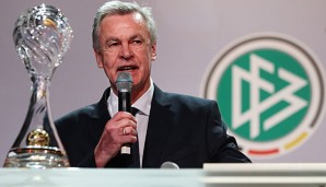 Ottmar Hitzfeld hält eine weitere Beschäftigung von Tuchel in Dortmund für "fatal"