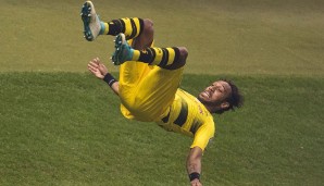 Im Pokalfinale sicherte er dem BVB gegen Eintracht Frankfurt mit seinem verwandelten Foulelfmeter den 2:1-Sieg. Den Treffer feierte der Gabuner mit seinem typischen Salto