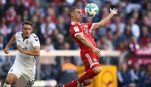 ABWEHR - Joshua Kimmich (FC Bayern): Kurbelte das Spiel über die rechte Seite an, sammelte über 100 Ballaktionen und gab fünf Torschussvorlagen. Belohnte sich mit seinem technisch überragenden Treffer zum 5:0