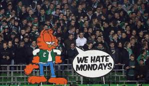 Bremen gegen Köln: Mit "We hate Mondays" zeigten auch die Bremer im dritten Montagsspiel ihren Unmut.