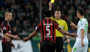 13 Gelbe Karten: Carlos Zambrano (Eintracht Frankfurt), Saison 2013/2014.
