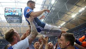 Leon Goretzka (FC Schalke 04 - Gesamtstärke 93) ist Teil des Mittelfeldtrios. Ab der kommenden Saison wird er beim FC Bayern München spielen.