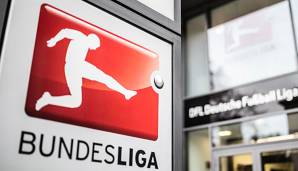 Die Deutsche Fußball-Liga gibt am Freitag die Spielpläne für die 1. und 2. Bundesliga für die kommende Saison bekannt.
