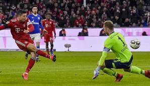 Robert Lewandowski traf beim Sieg des FC Bayern gegen Schalke.