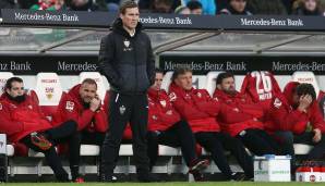 Januar 2018: Reschke und der VfB feuern Trainer Wolf. Stuttgart ist Tabellen-14. und hat soeben vier Spiele in Serie verloren. Tayfun Korkut übernimmt, Fans reagieren mit einem Mix aus Empörung und Hohn.