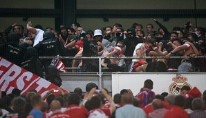 Fans des FC Bayern München wurden in Madrid von der Polizei angegangen