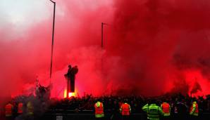Jürgen Klopps Appell an die Vernunft der Liverpool-Fans nach den Flaschenwürfen gegen den Mannschaftsbus von Manchester City im Viertelfinale hat keine Wirkung gezeigt. Die Fans der Reds sind trotzdem durchgedreht.