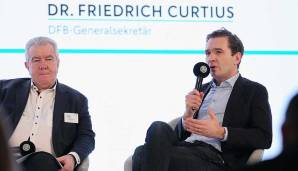 FRIEDRICH CURTIUS: Ist DFB-Generalsekretär und war schon unter Grindels Vorgänger Niersbach Büroleiter beim DFB. Legte sich mit Bierhoff an, als es um die Zuständigkeiten für die DFB-Akademie ging, ist ein Gegner der "Verselbständigung der Nationalelf".