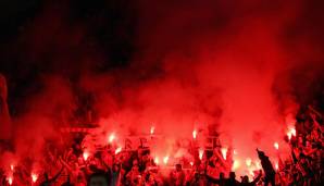 Auch die Fans von Union Berlin zündelten in Leverkusen ...